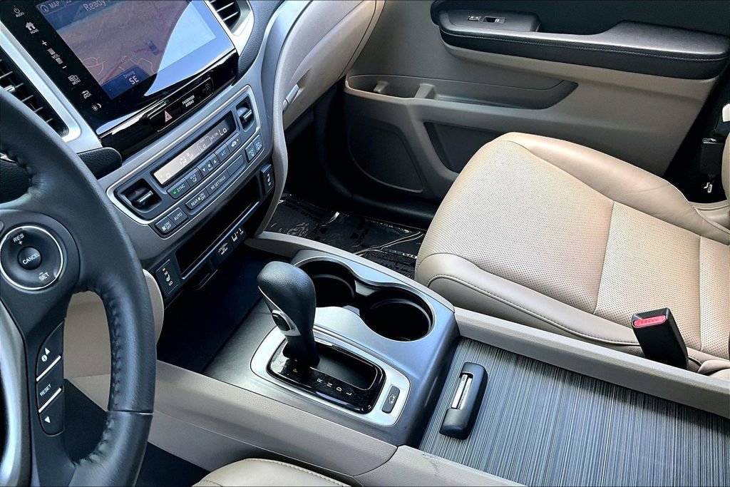 Used 2018 Honda Ridgeline RTL-T image 14