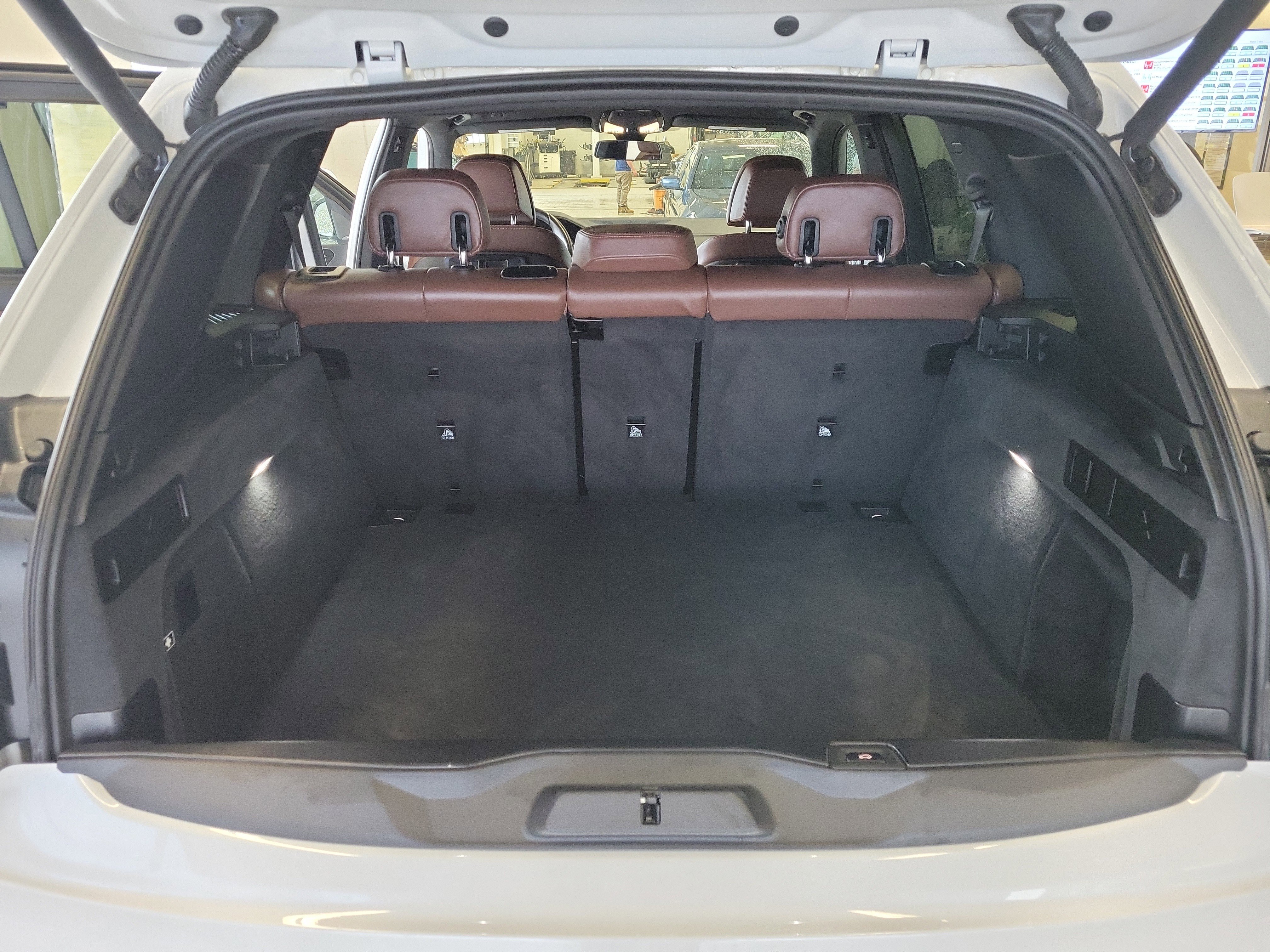 Used 2023 BMW X5 M50i AWD/4WD image 17