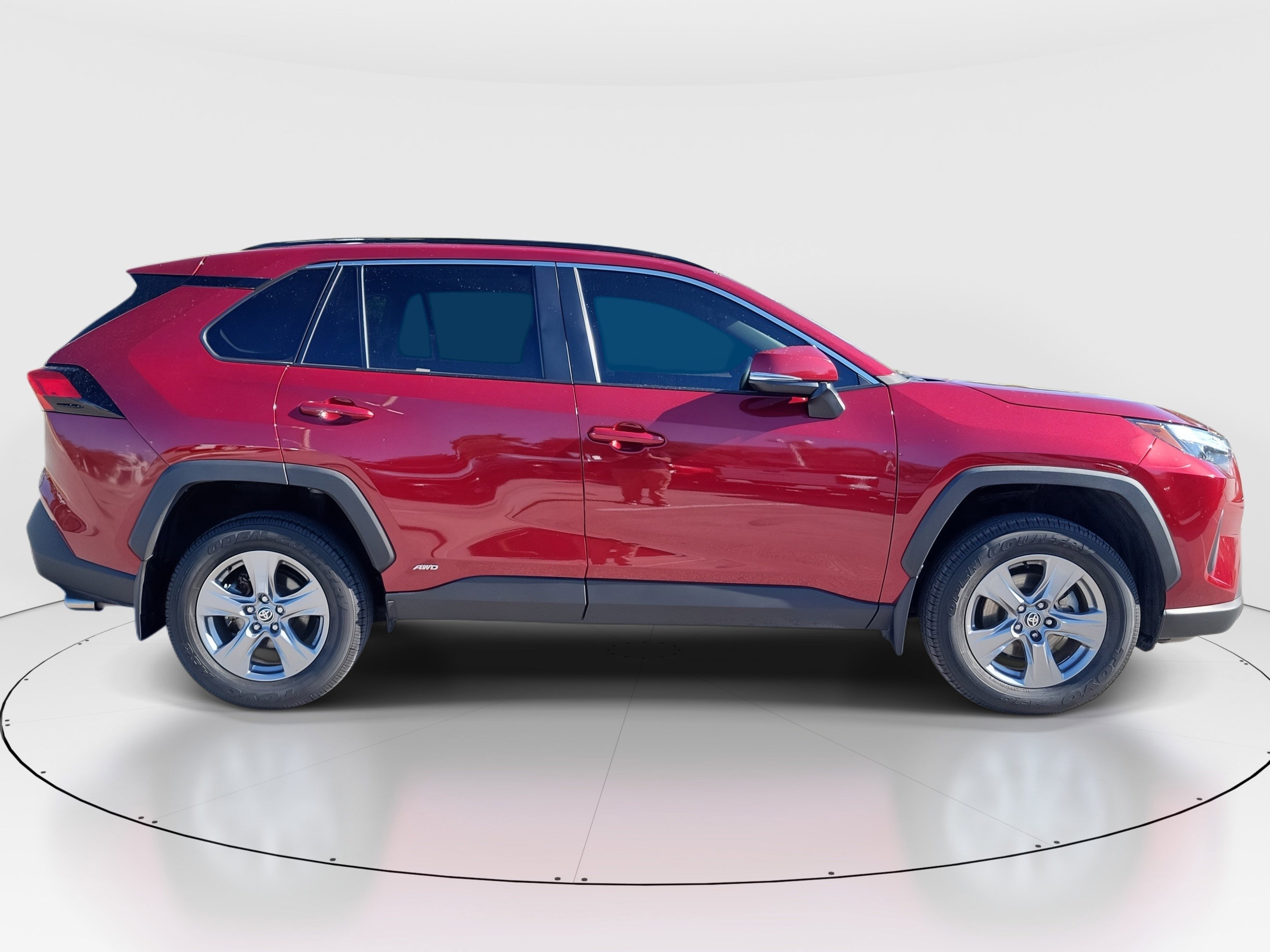 Used 2024 Toyota RAV4 XLE image 2