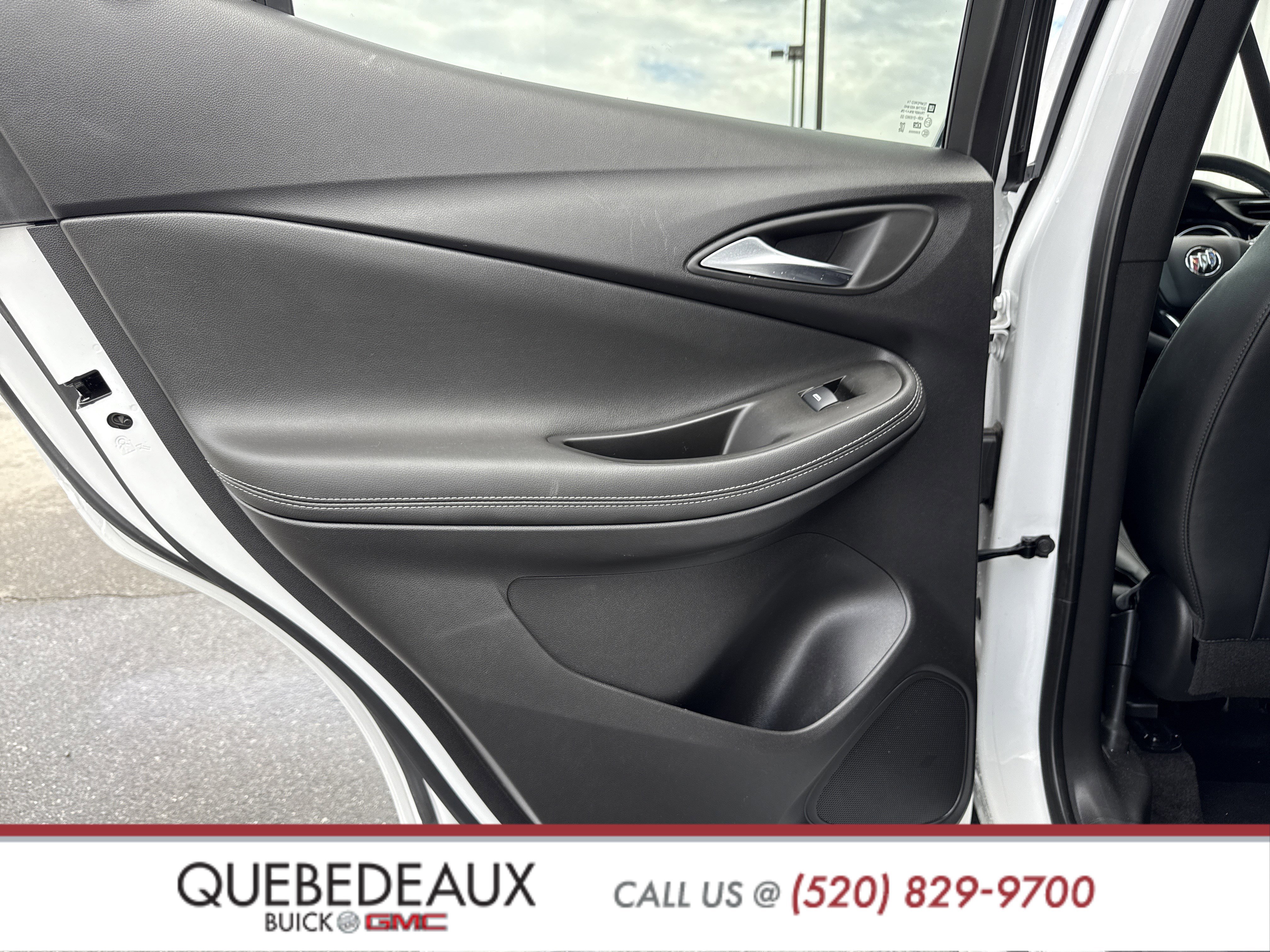 Used 2023 Buick Encore GX Select w/ Experience Buick Package image 22