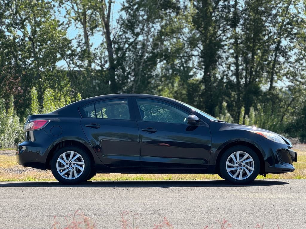 Used 2013 MAZDA MAZDA3 i Grand Touring FWD image 8