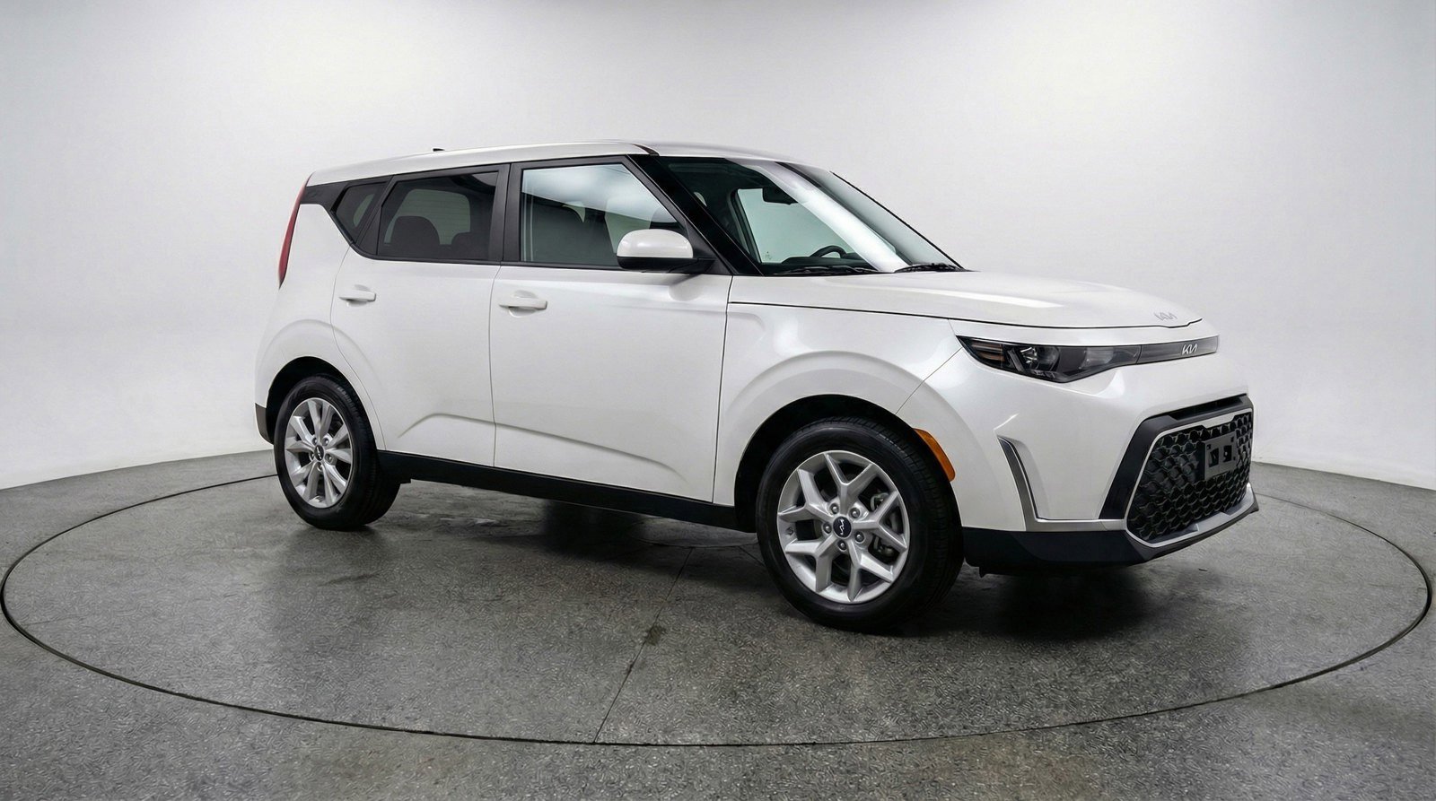Used 2025 Kia Soul LX w/ LX Technology Package