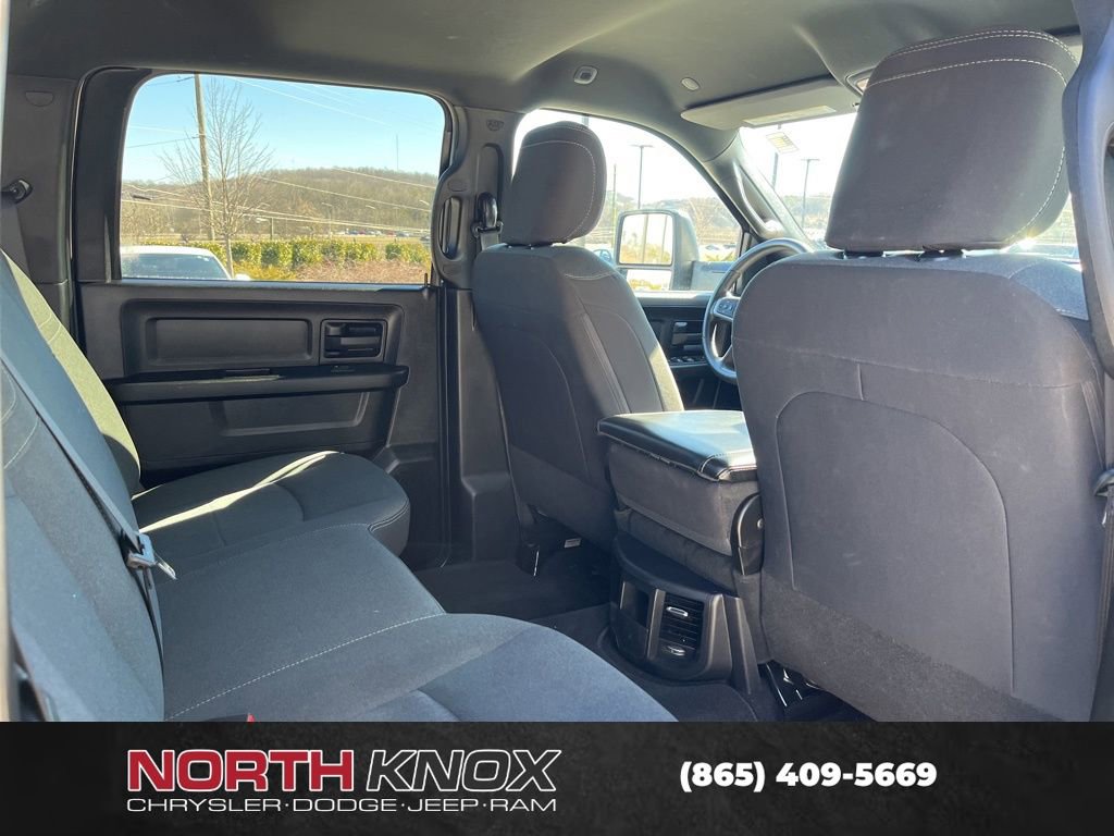 Used 2024 RAM 3500 Tradesman w/ Chrome Appearance Group image 25