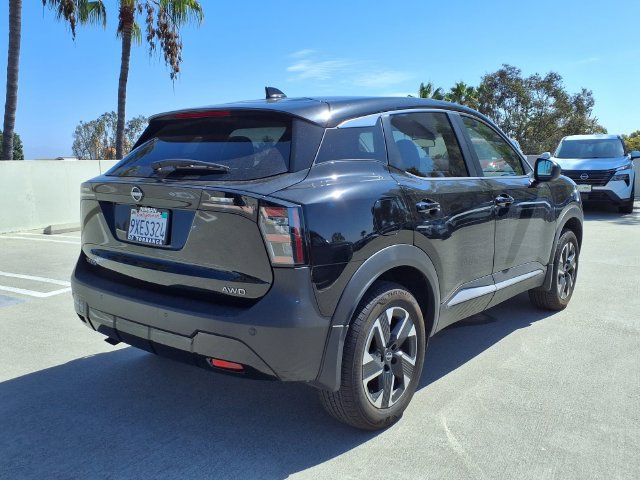 Certified 2025 Nissan Kicks SV AWD/4WD image 22
