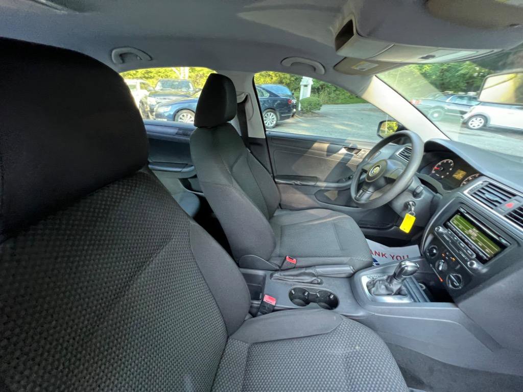 Used 2013 Volkswagen Jetta Sedan image 19