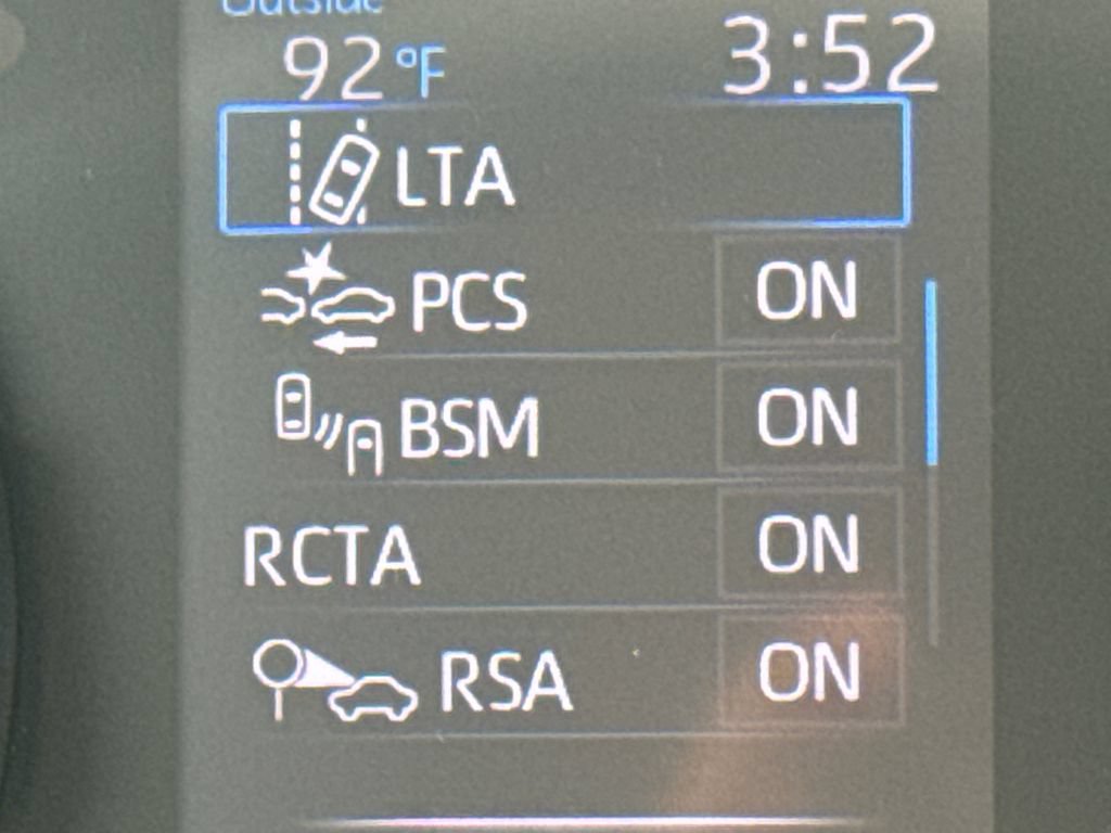 Used 2020 Toyota RAV4 XLE w/ Convenience Package AWD/4WD image 21