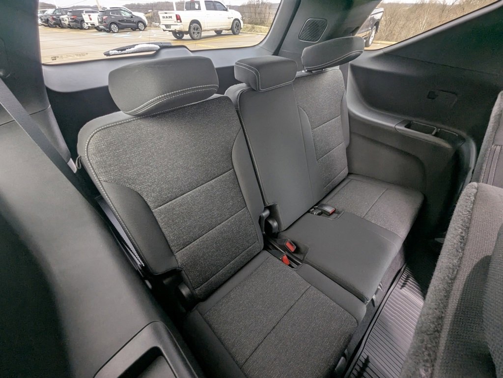 New 2026 Chevrolet Traverse LT w/ LPO, Floor Liner Package image 15