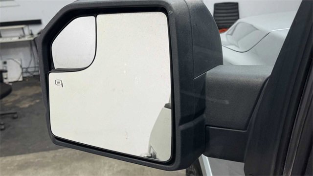 Used 2018 Ford F150 XLT w/ Equipment Group 302A Luxury image 11