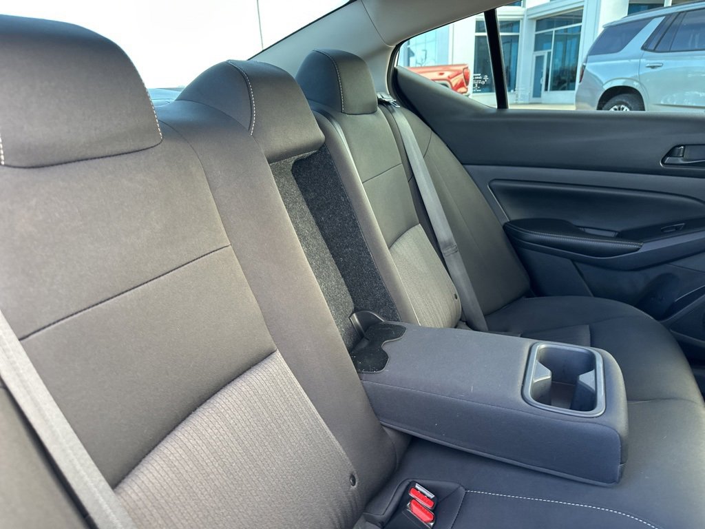 Used 2024 Nissan Altima 2.5 SV image 24