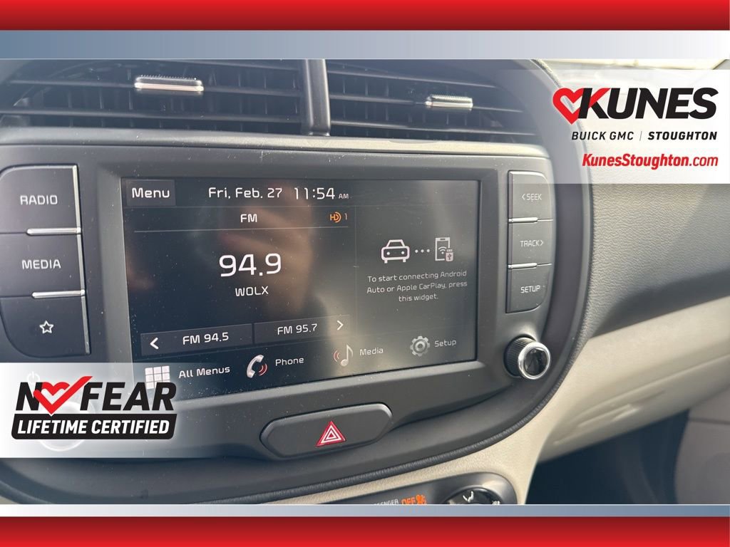 Used 2025 Kia Soul LX image 30