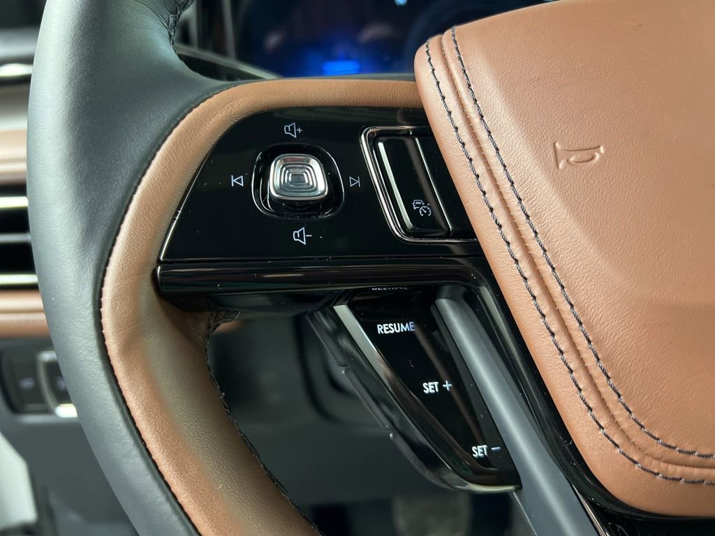 Used 2026 Lincoln Aviator Reserve w/ Illumination Package image 17