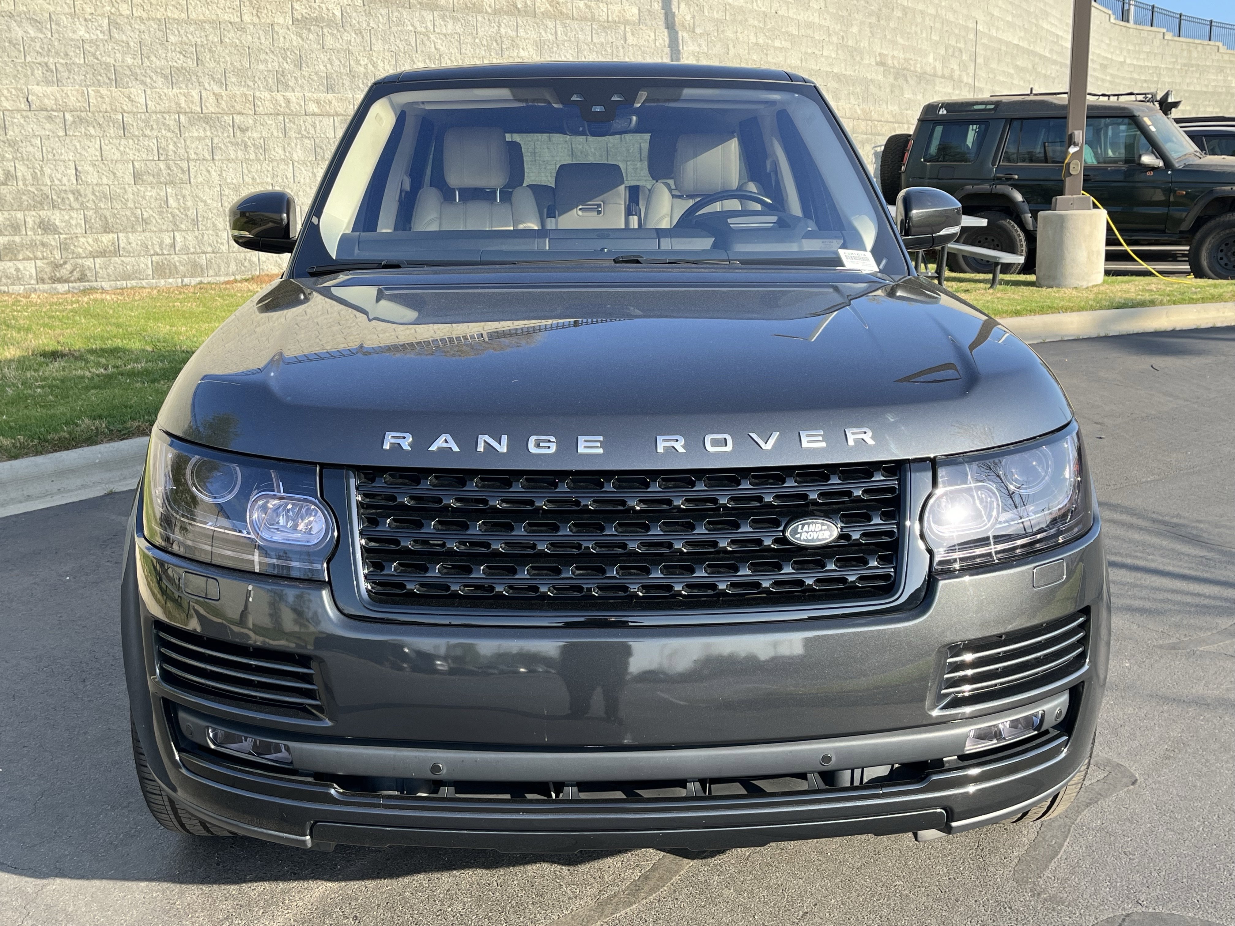 Used 2017 Land Rover Range Rover Supercharged image 10