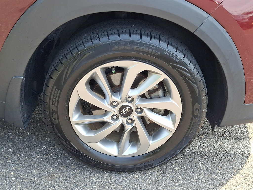 Used 2017 Hyundai Tucson SE w/ Cargo Package FWD image 9