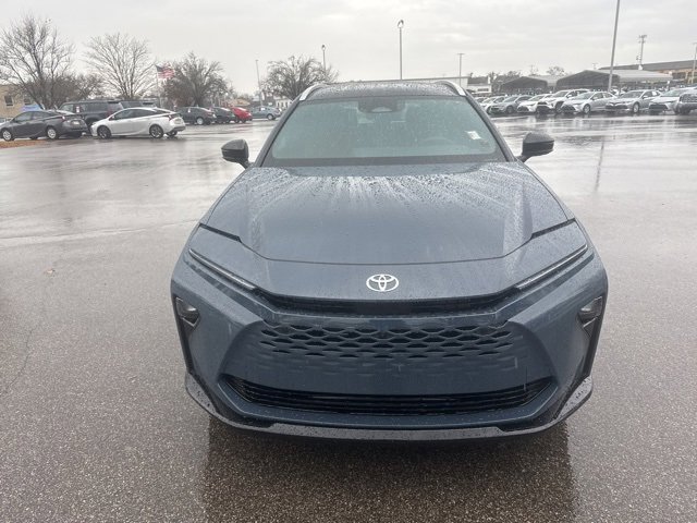 Used 2025 Toyota Crown Signia image 8