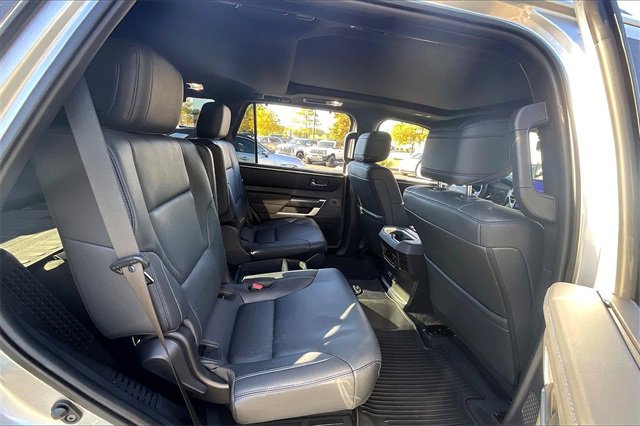 Used 2025 Toyota Sequoia Platinum image 27
