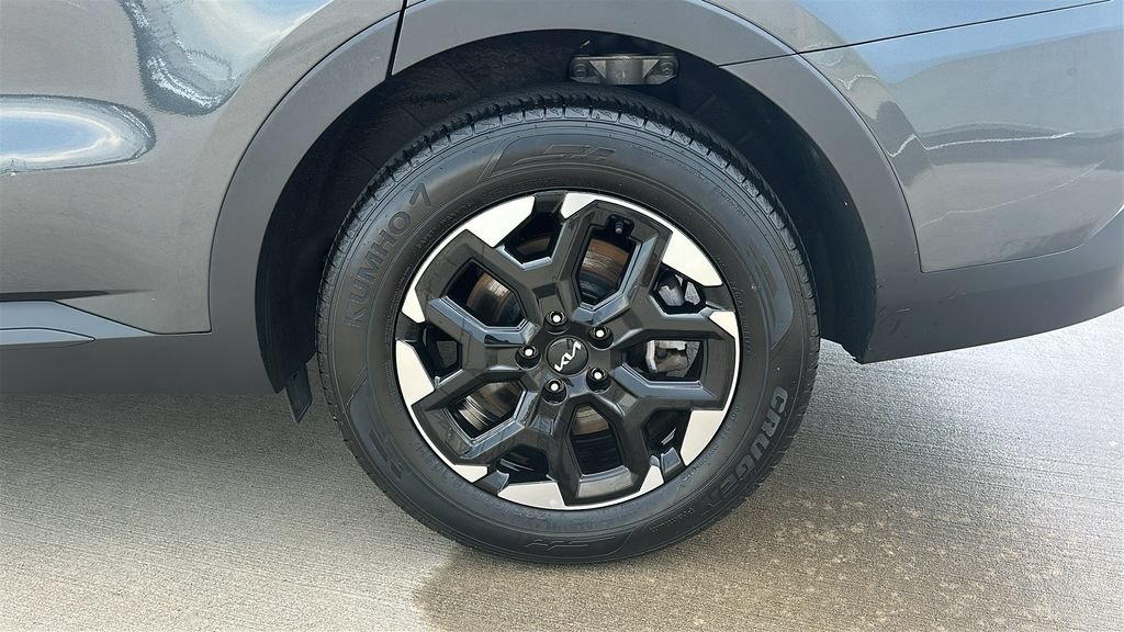 Used 2024 Kia Sorento S FWD image 17