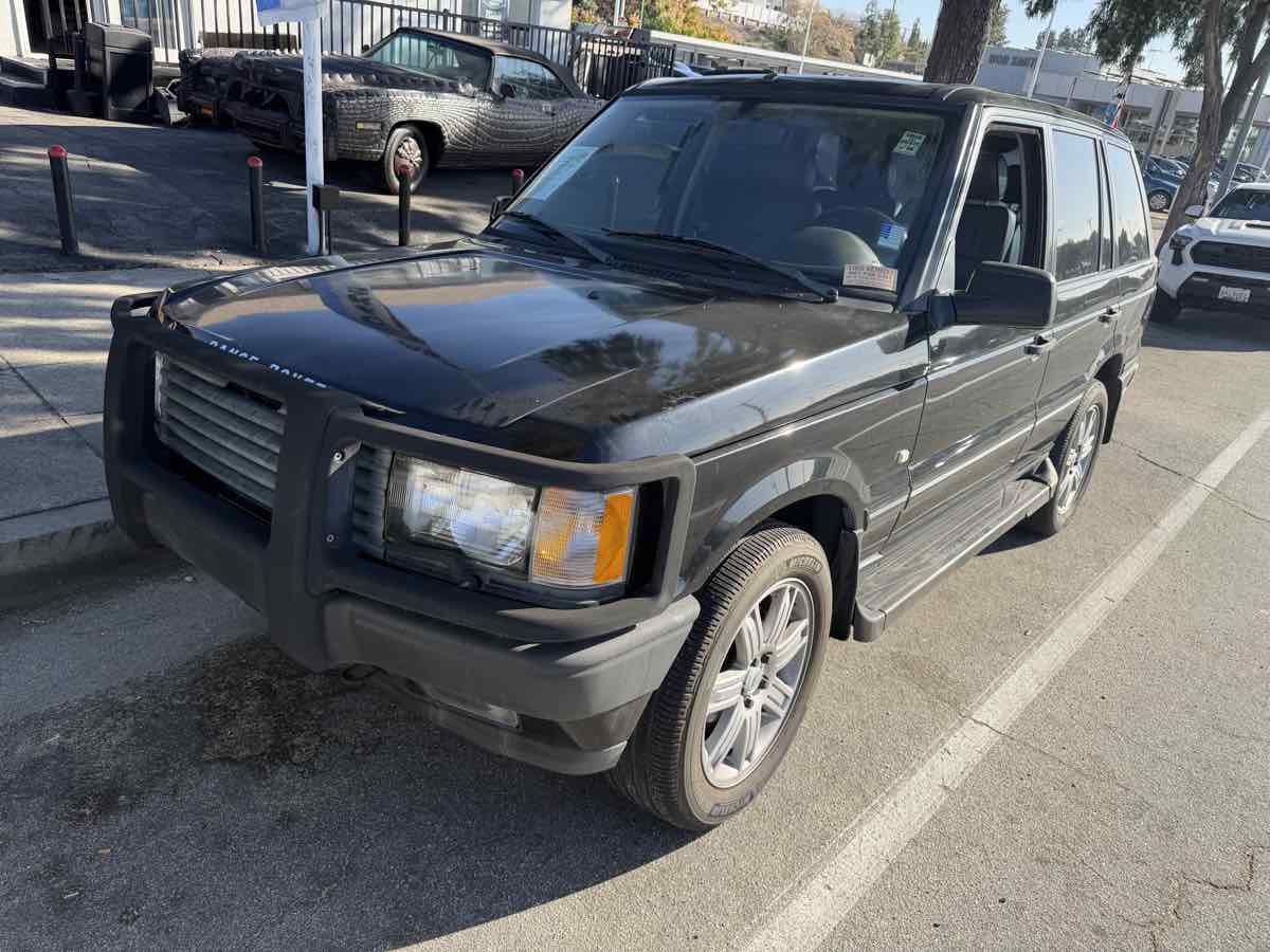 Used 2001 Land Rover Range Rover HSE image 2