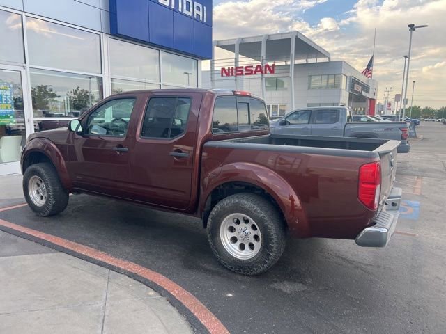 Used 2016 Nissan Frontier SV AWD/4WD image 3