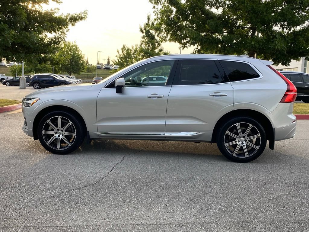 Used 2021 Volvo XC60 T5 Inscription FWD image 4