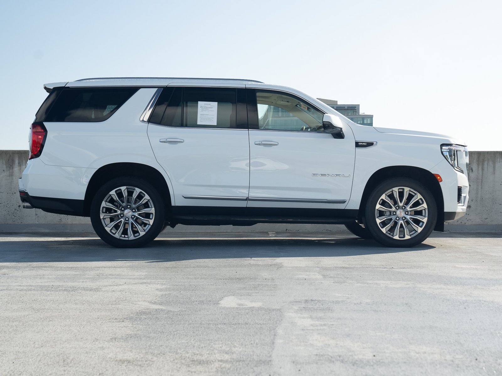 Used 2023 GMC Yukon Denali AWD/4WD image 7