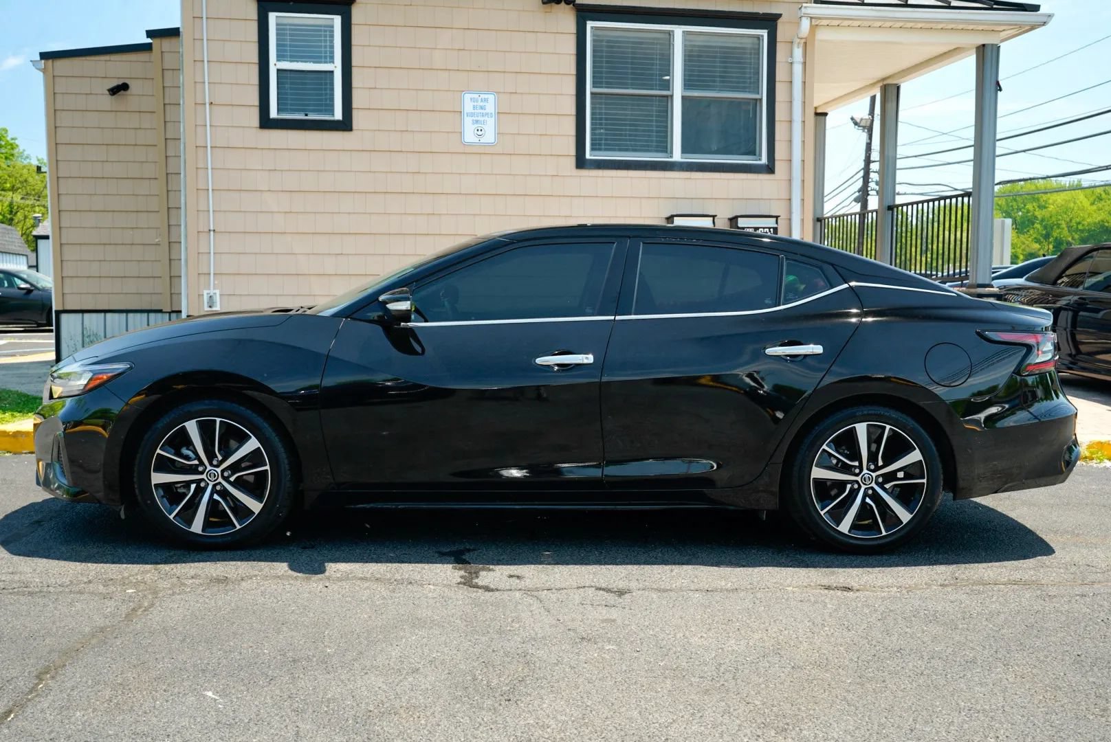 Used 2022 Nissan Maxima SV w/ Floor Mat Group FWD image 8