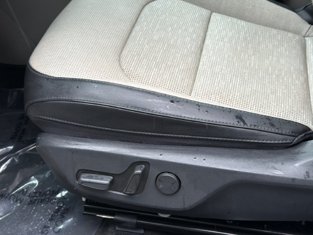 Certified 2024 Kia Niro Wave w/ Wave Preserve Package FWD image 18