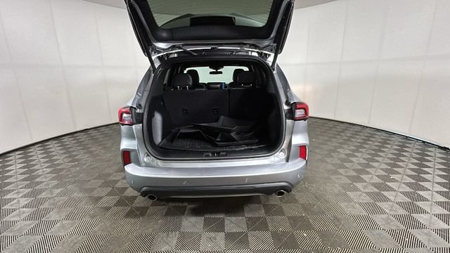 Used 2024 Ford Escape ST-Line w/ Tech Pack #1 AWD/4WD image 27