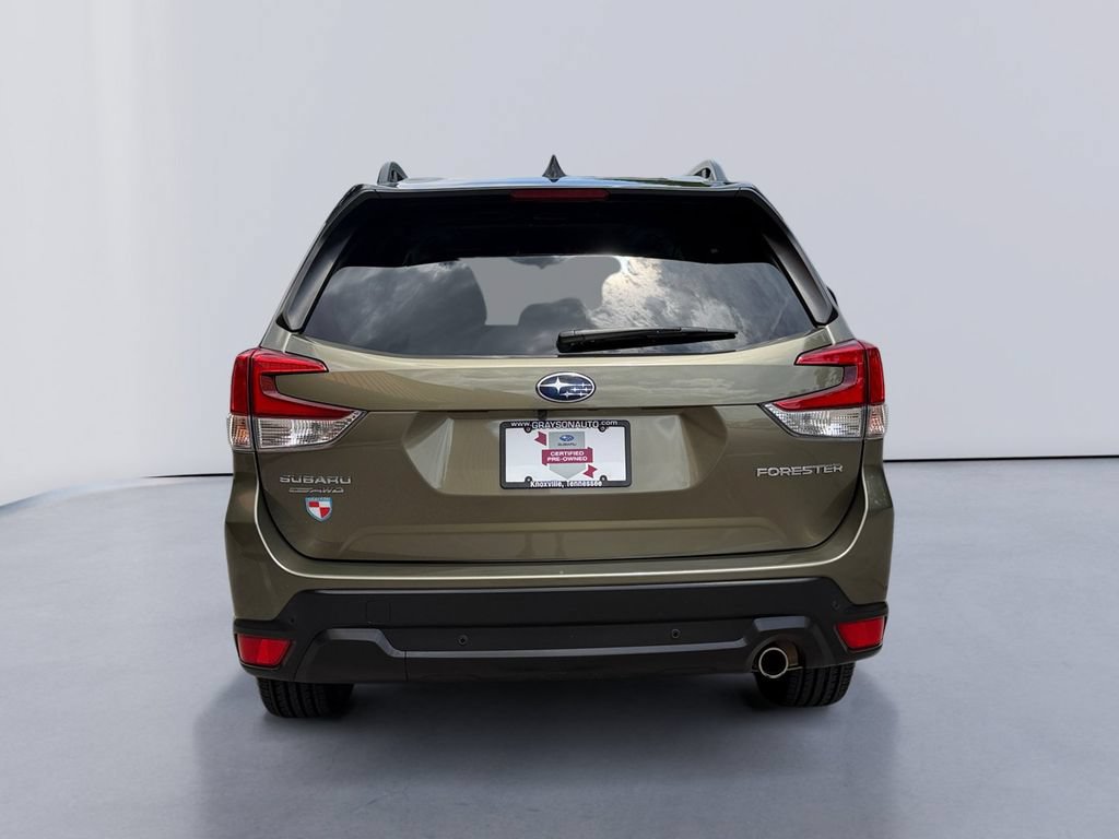 Certified 2024 Subaru Forester Limited AWD/4WD image 4