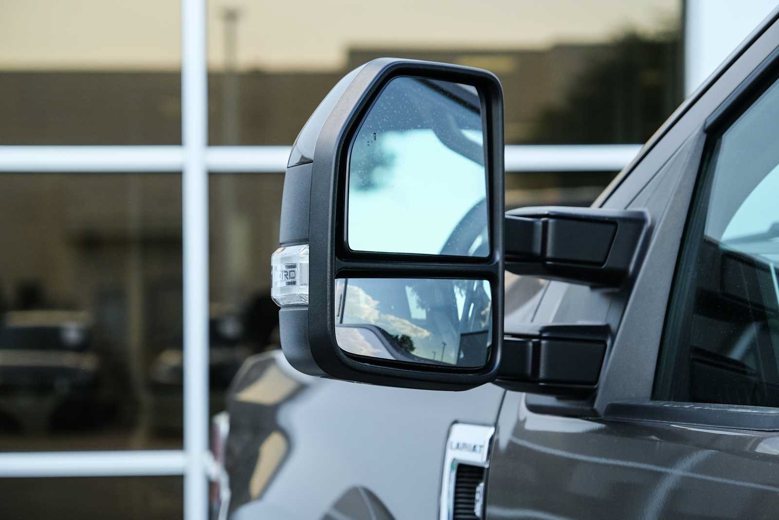 Used 2022 Ford F250 Lariat w/ Lariat Value Package AWD/4WD image 18