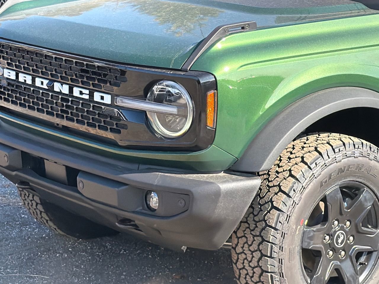 New 2025 Ford Bronco Outer Banks video 2