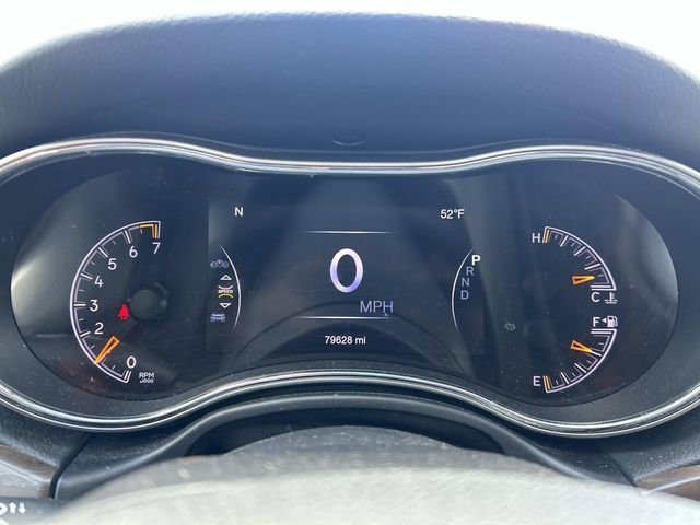 Used 2017 Jeep Grand Cherokee Limited image 28