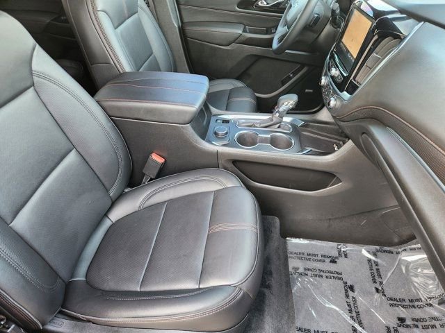 Used 2023 Chevrolet Traverse RS image 20