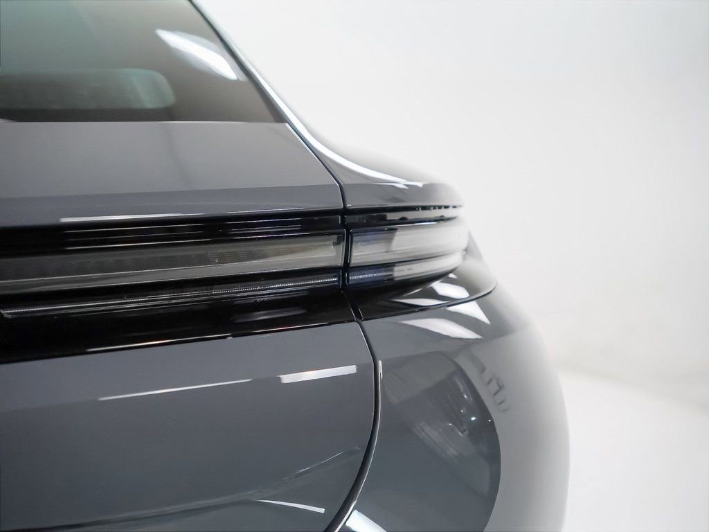 New 2026 Porsche Panamera 4 image 12