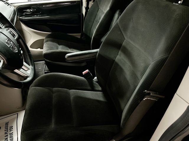 Used 2017 Dodge Grand Caravan SE w/ Power Window Group image 21