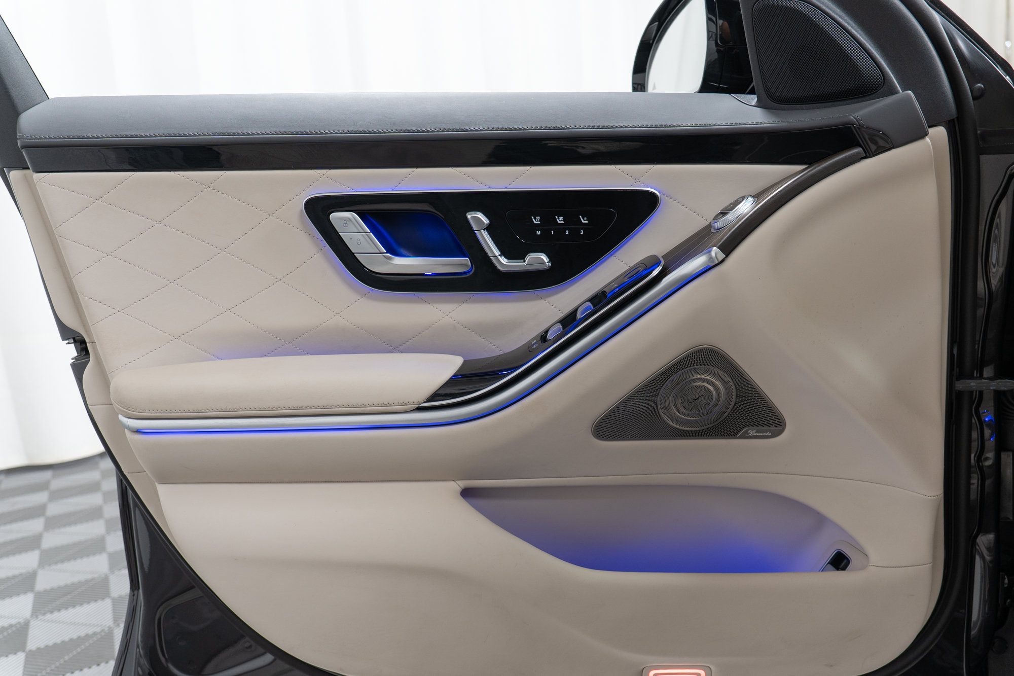 Certified 2023 Mercedes-Benz S 500 4MATIC image 11