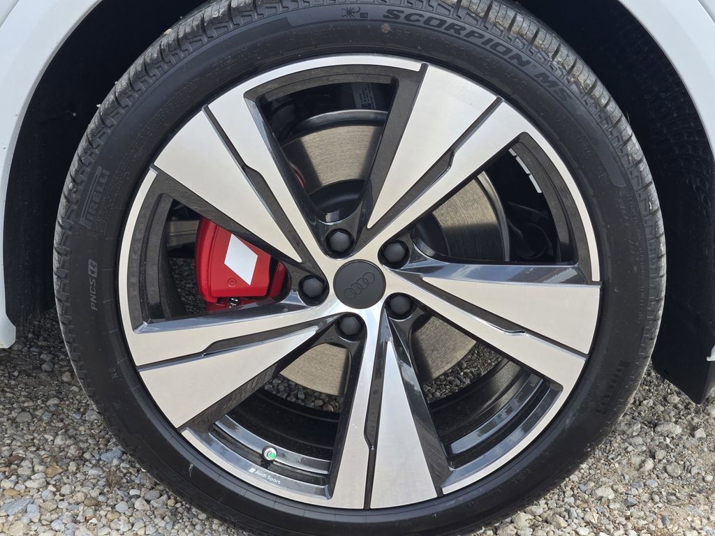 New 2026 Audi SQ5 Premium Plus AWD/4WD image 15