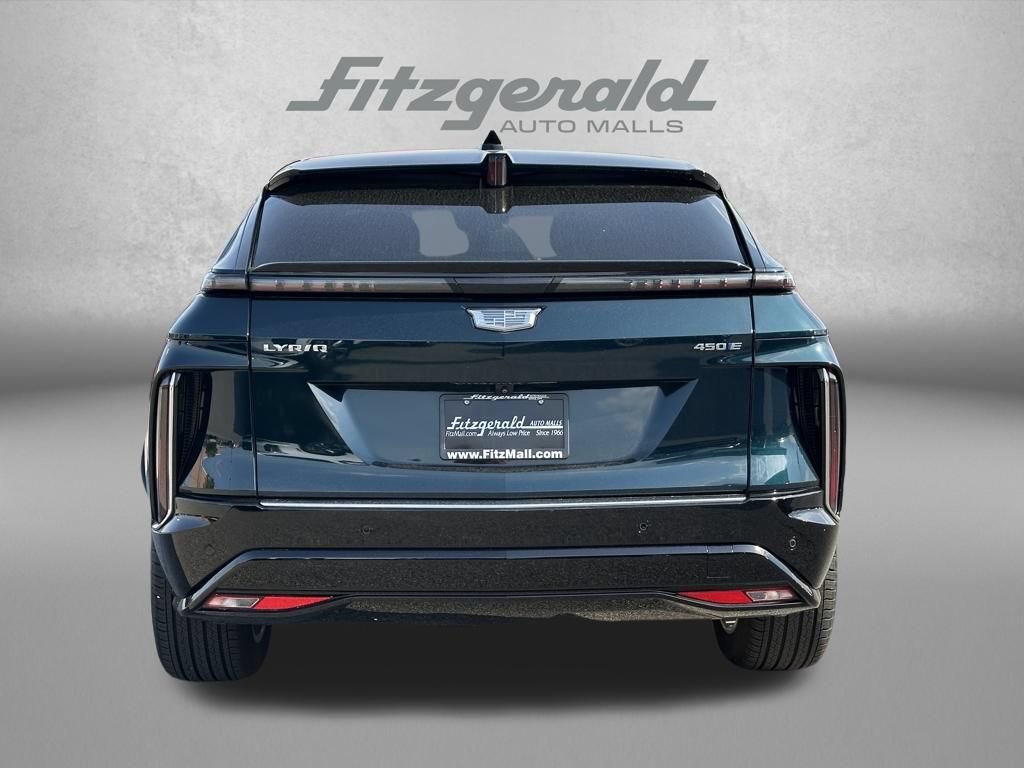 New 2024 Cadillac Lyriq Luxury RWD image 6
