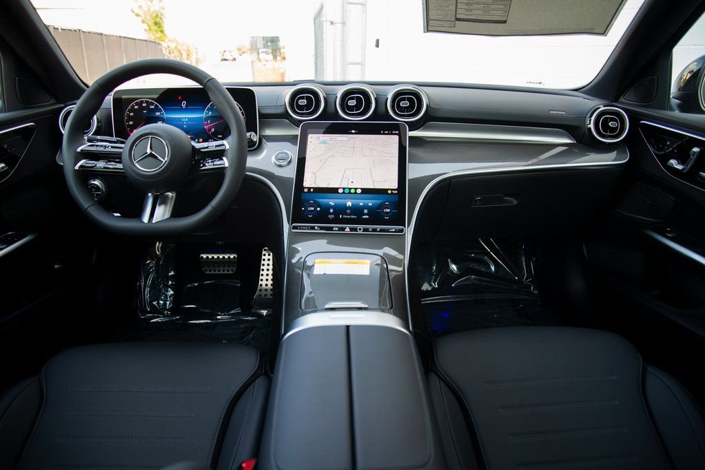 Used 2025 Mercedes-Benz C 300 4MATIC Sedan image 20
