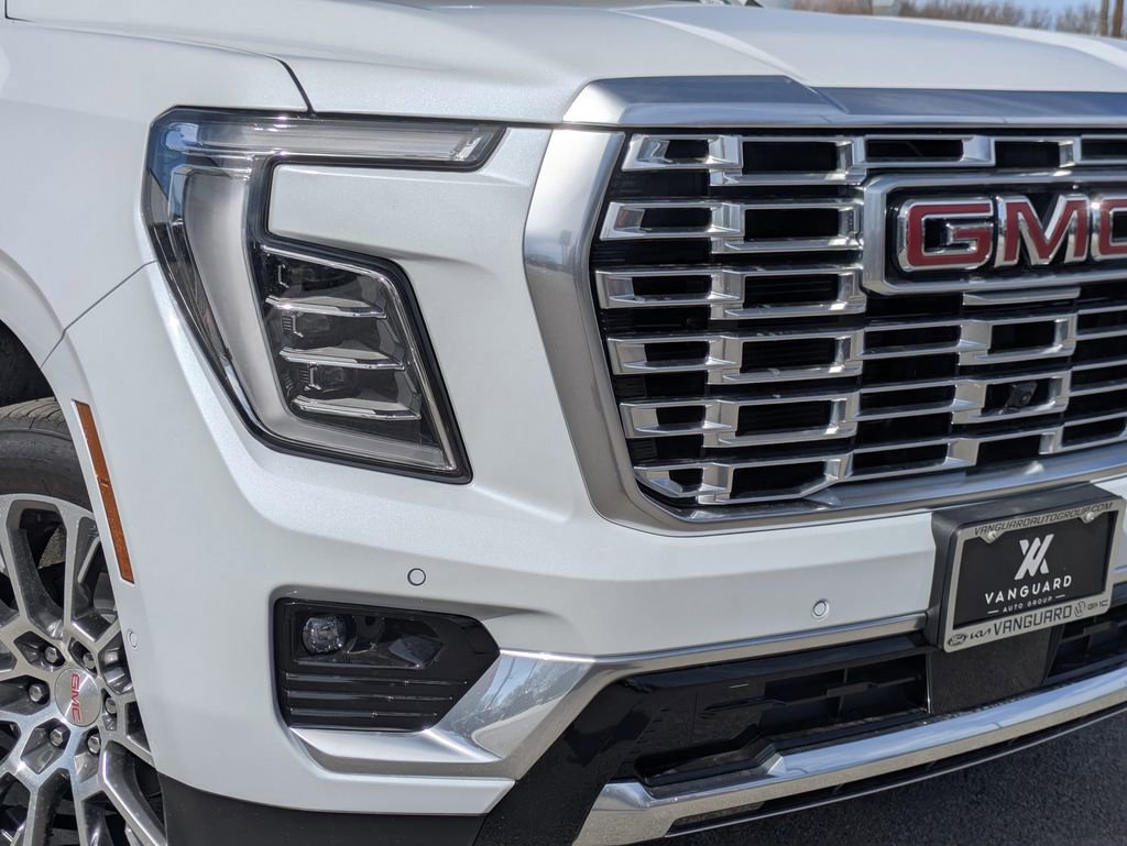 New 2026 GMC Yukon XL Denali w/ Sun & Power Step Package AWD/4WD image 2