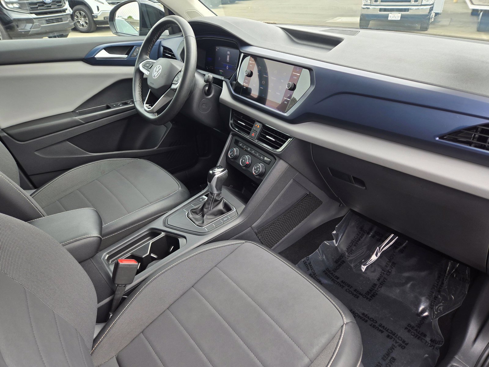 Used 2022 Volkswagen Taos SE FWD image 10