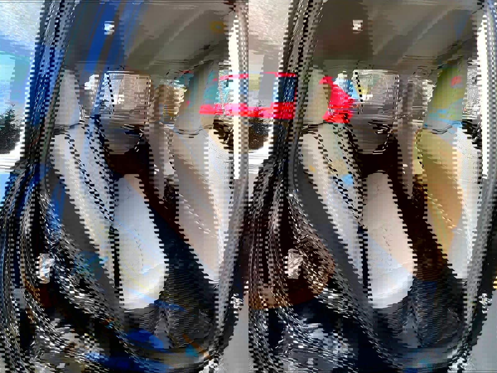 Used 2023 Toyota RAV4 XLE image 16