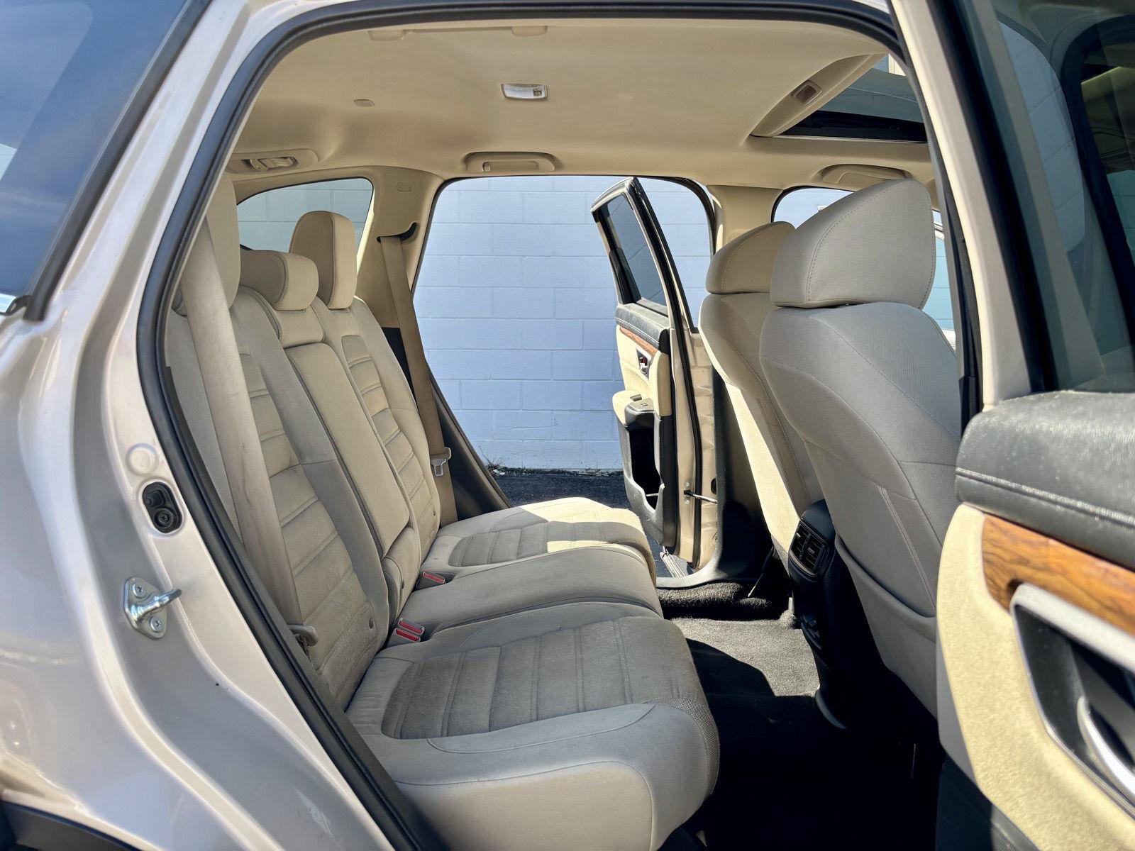 Used 2017 Honda CR-V EX image 9