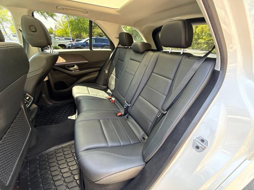 Used 2024 Mercedes-Benz GLE 350 4MATIC image 32