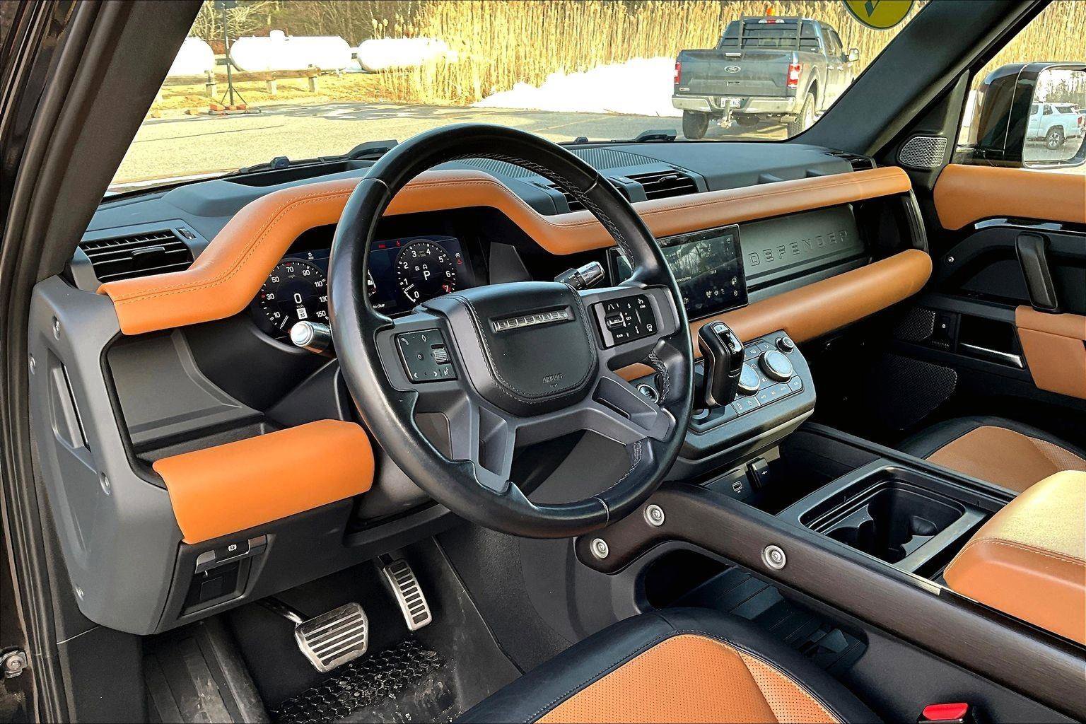 Used 2021 Land Rover Defender 90 X image 12