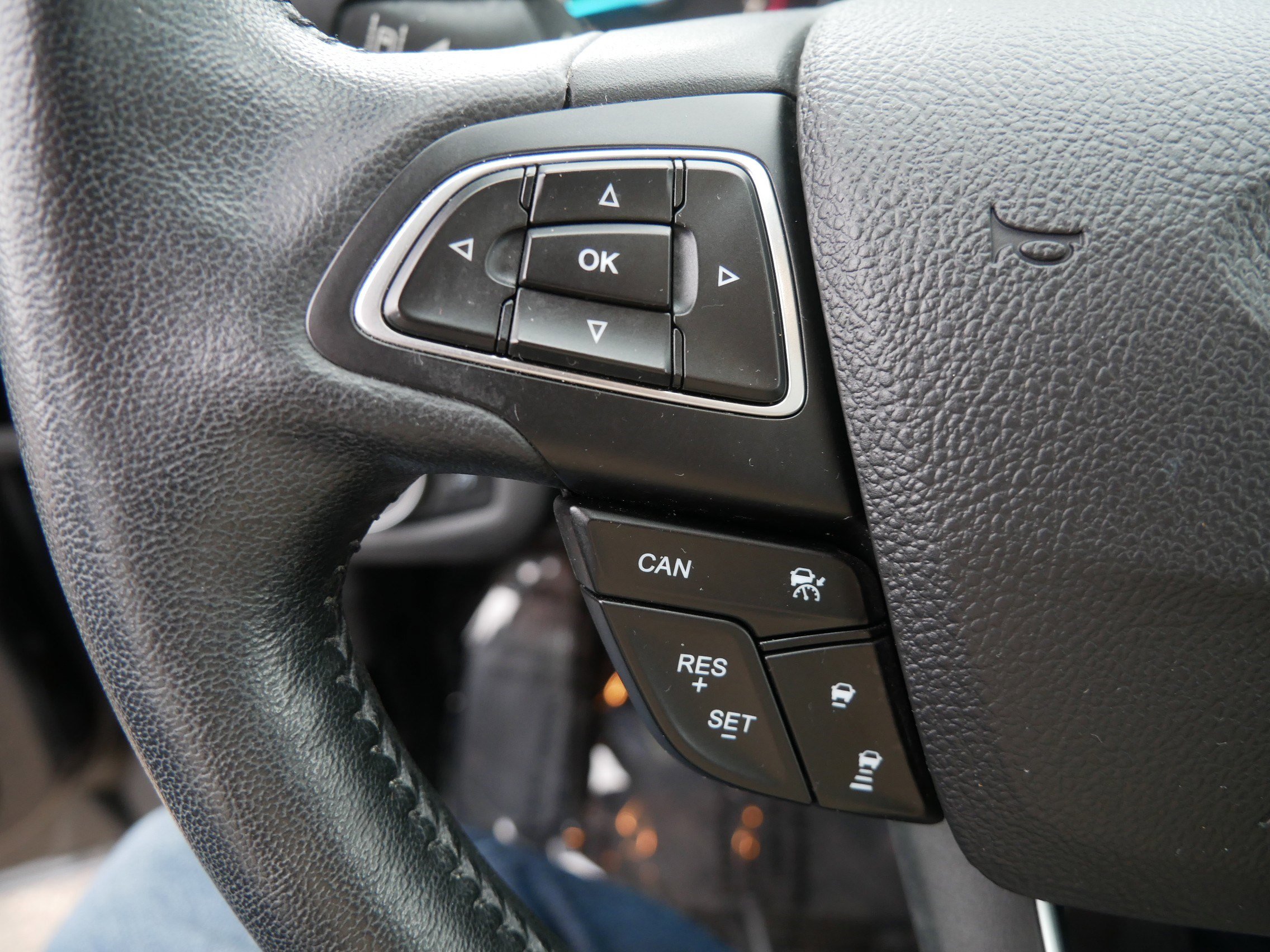 Used 2019 Ford Escape SEL AWD/4WD image 28