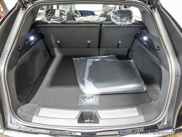 New 2025 Cadillac Lyriq Luxury w/ LPO, Floor Liner Package image 19