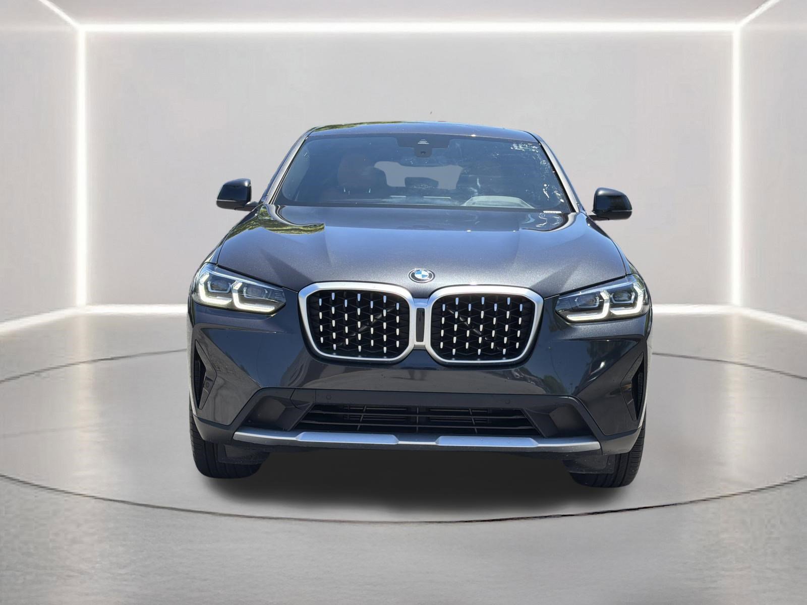 Used 2025 BMW X4 xDrive30i AWD/4WD image 31