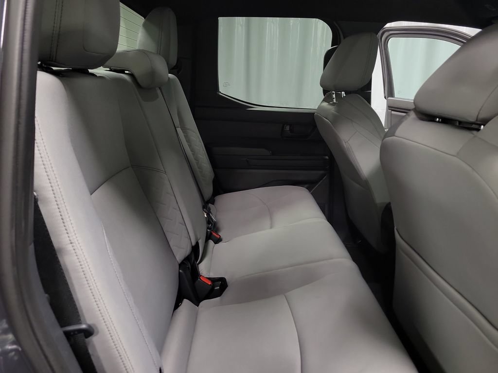 Used 2026 Toyota Tacoma SR5 AWD/4WD image 32