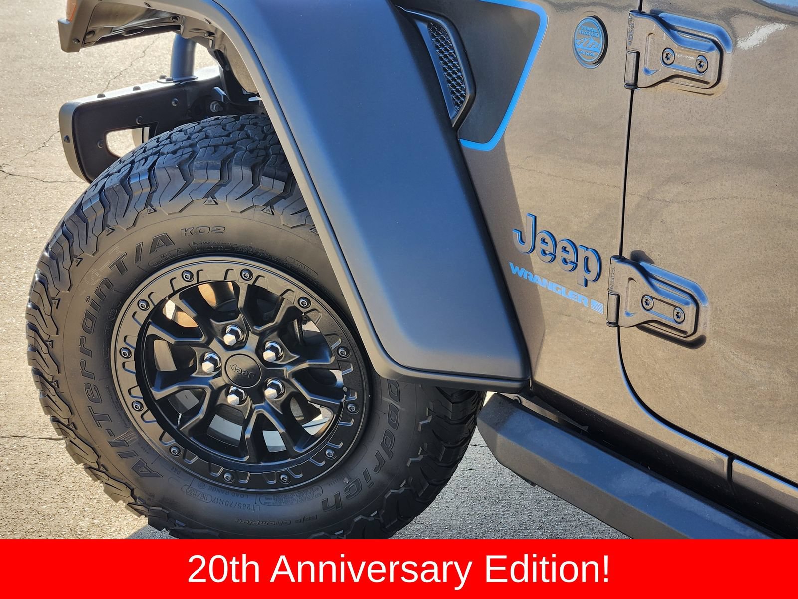 Certified 2023 Jeep Wrangler Unlimited Rubicon 4xe AWD/4WD image 17