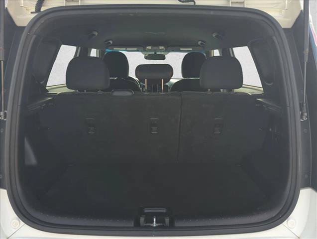 Used 2016 Kia Soul + w/ Soulful Package FWD image 6